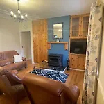 3 Bedroom In The Lahinch Area. Дом отдыха *
