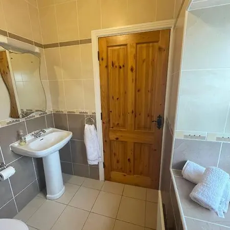3 Bedroom In The Lahinch Area. Hébergement de vacances *