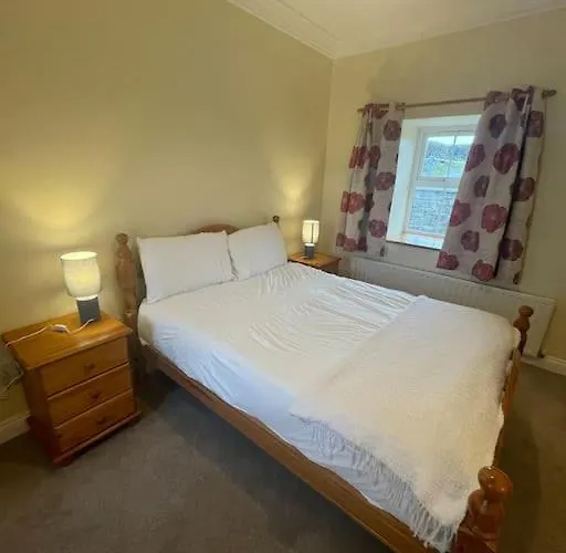 3 Bedroom In The Lahinch Area.